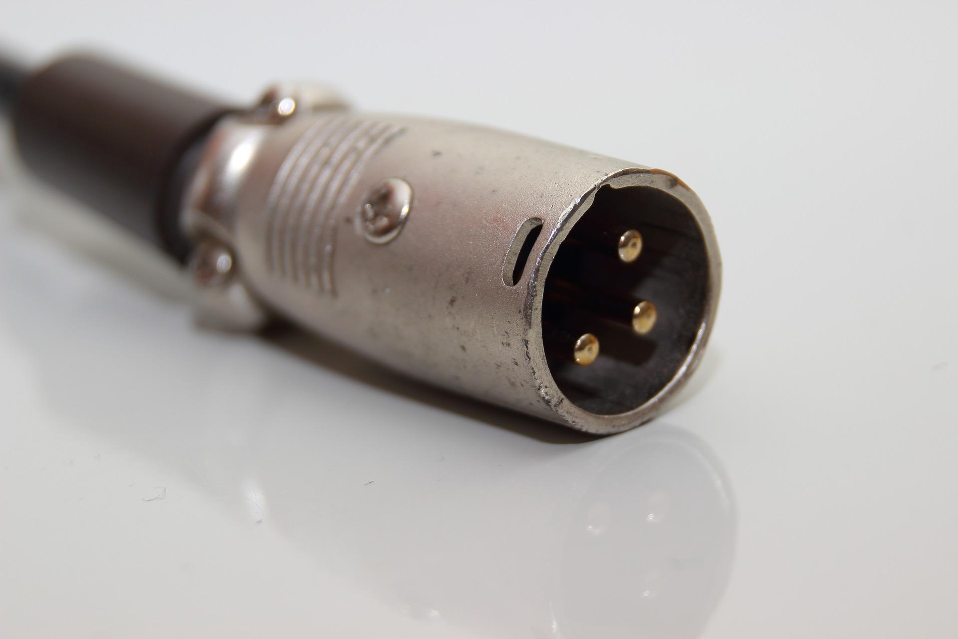 A Guide to Audio Cables: Types, Connectors, and their uses in the Music ...