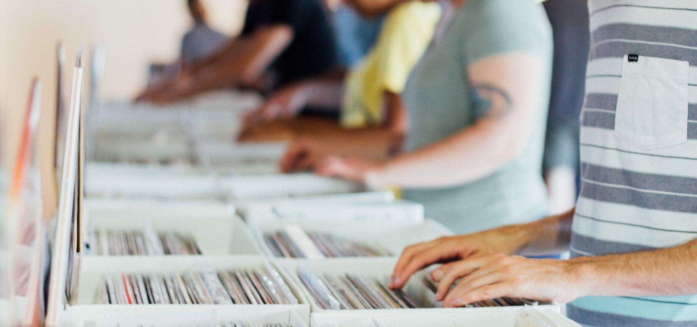 7 Tips to distribute your music to record labels