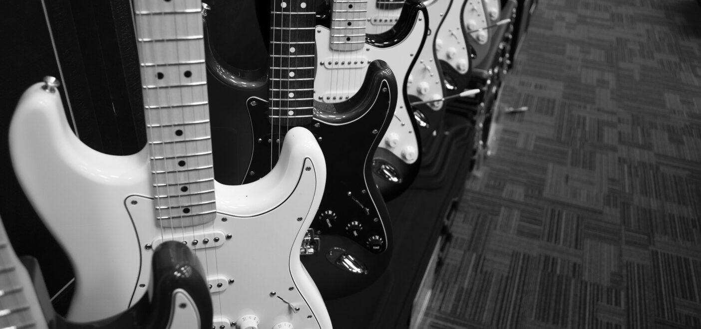 Mixing Electric Guitars: 5 Tips to Properly Mix Electric Guitars