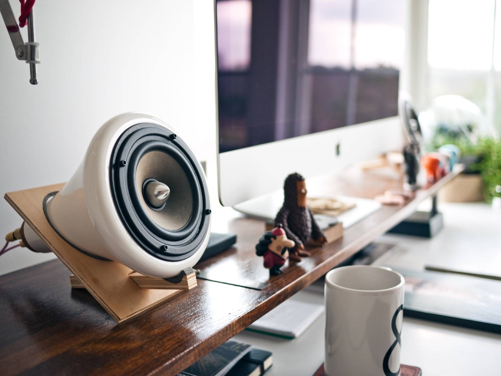 Small Speakers Achieving A Powerful Mix In All Devices Masteringbox